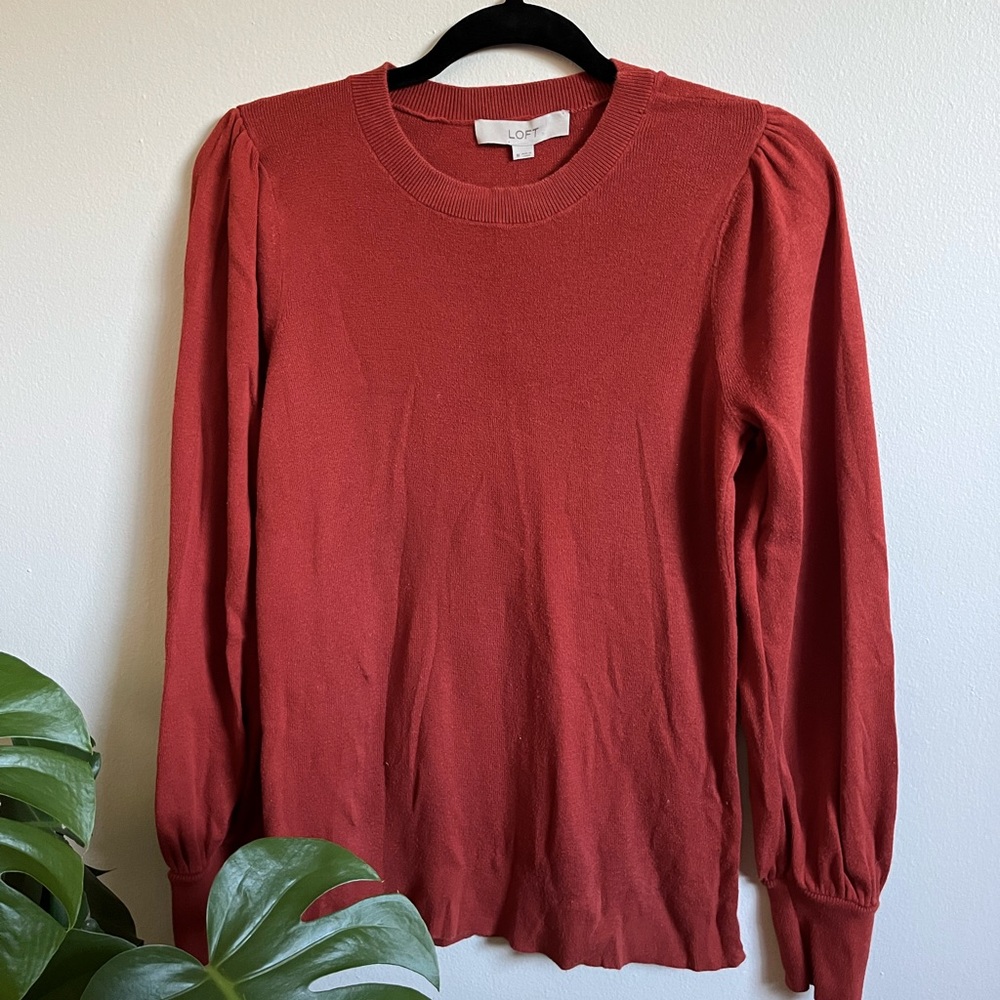 Puffed sleeve business casual top